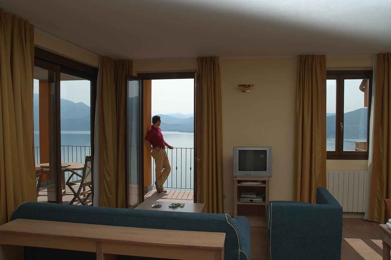 Residence Il Vigneto Oggebio Екстериор снимка